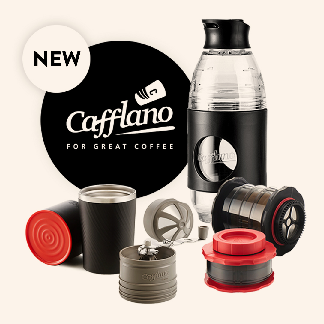 Verschiedene Komponenten des Cafflano All-in-One Kaffeesystems kombiniert.